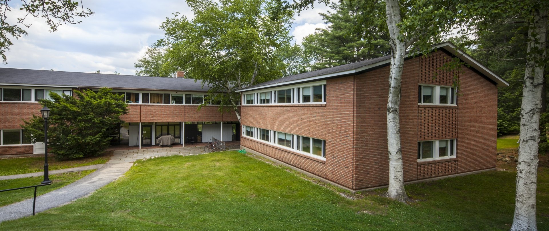 Phillips Andover Academy building exterior