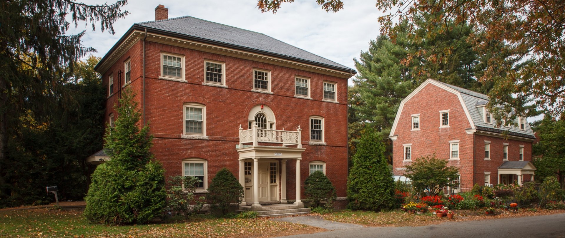 Phillips Andover Academy building exterior