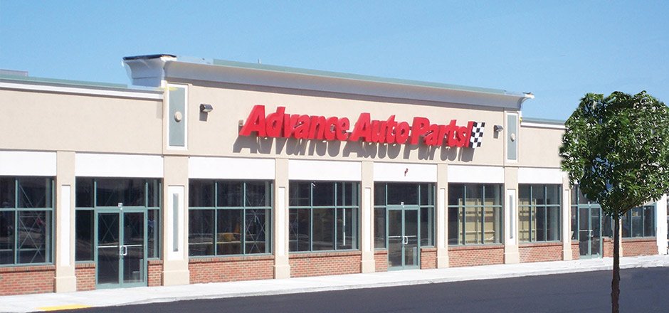 Advanced Auto Parts exterior